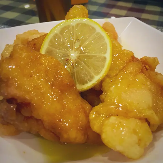 西檸魚塊(連炒時菜 兩碗白飯) $64