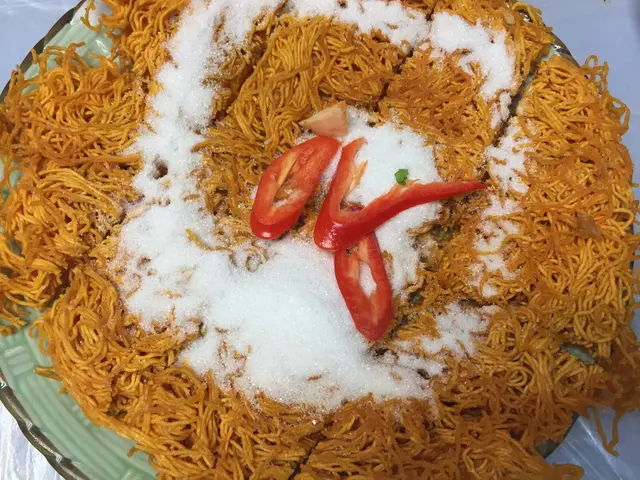 外脆，加紅醋後，少少林，口感好好，甜酸混合適中。