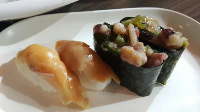 赤貝($18) + 芥辣八爪魚壽司 ($18)