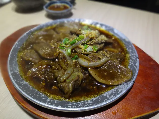 板燒香蒜牛舌（$42）