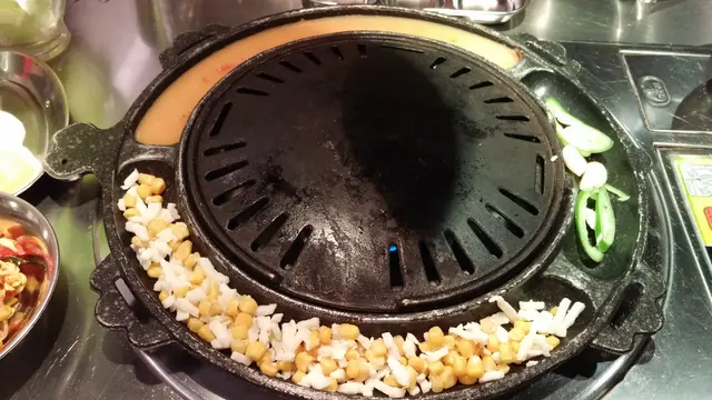 蒸蛋和芝士粟米粒