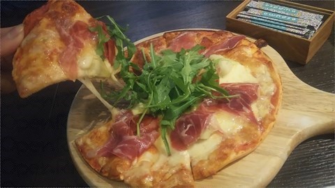 pizza espuma西班牙薄饼