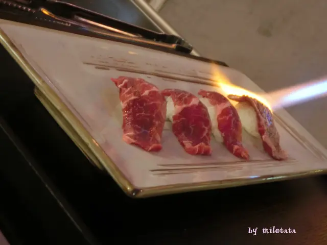 火炙霜降牛肉壽司