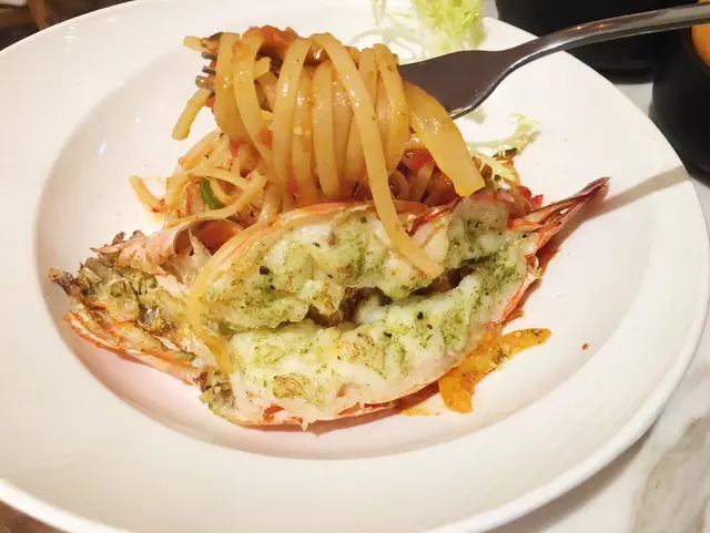 大大隻老虎蝦開邊,微辣!