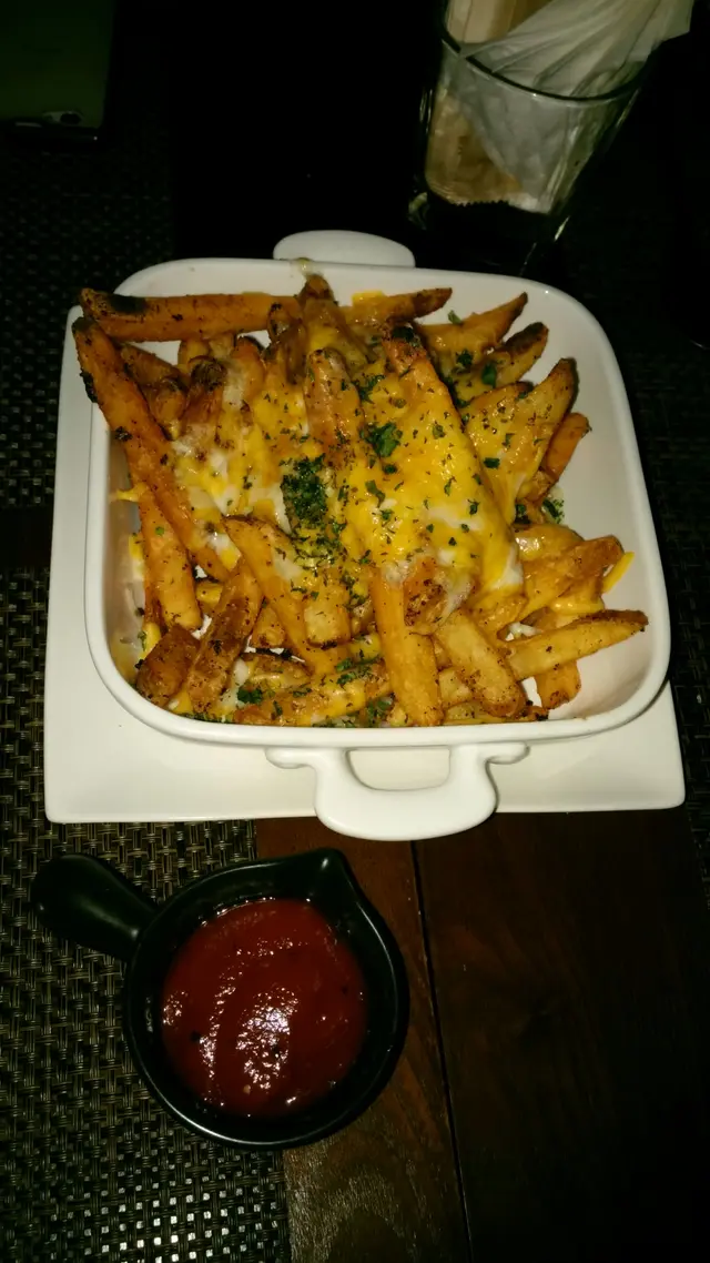 濃芝士黑松露薯條