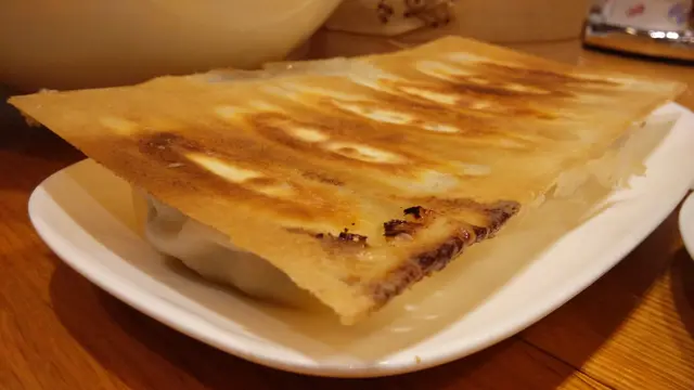 蝦肉煎餃 [鼎泰豐] — 脆香程度難忘