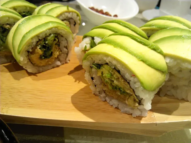 用日本米，牛油果好新鮮，中間是脆脆！