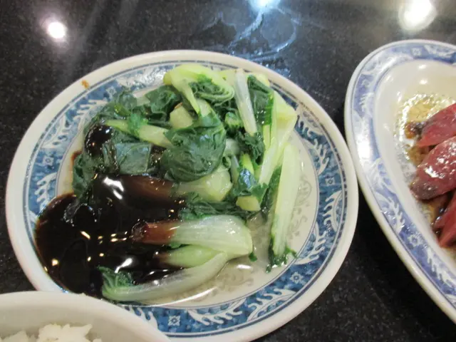 白菜仔混入蠔油好野味。