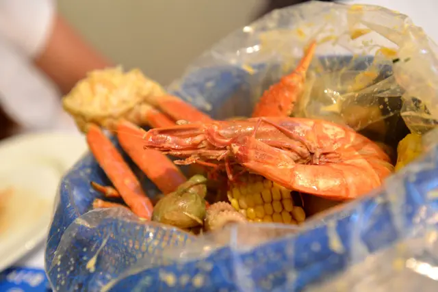 熱船長海鮮拼盤Platter B+越南虎蝦