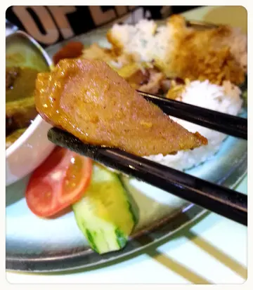 咖哩鸡扒饭