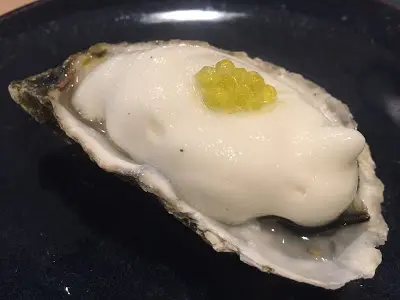 Giant Spanish Oyster Duo Foam