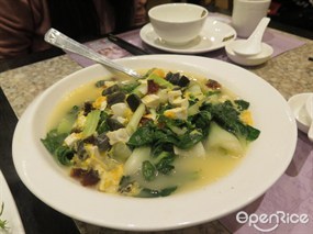 金銀蛋上湯浸白菜仔$68 - Starz Kitchen in Causeway Bay 