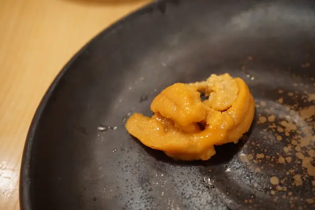 入口海膽鮮味濃重，很甜很甜!