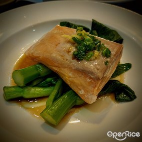Sous vide salmon - Maureen in Wan Chai 