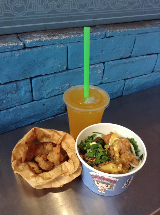 下午茶 - 豆花米線餐 + 一口雞