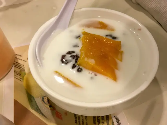 芒果椰汁紫糯米