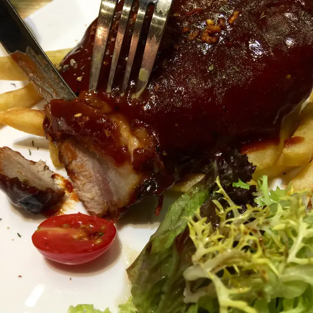 辣燒烤醬焗豬仔排骨