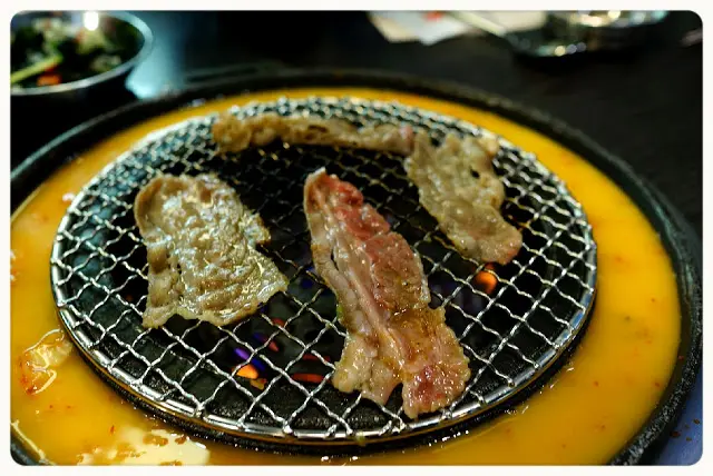 秘製牛五花肉帶點脂肪