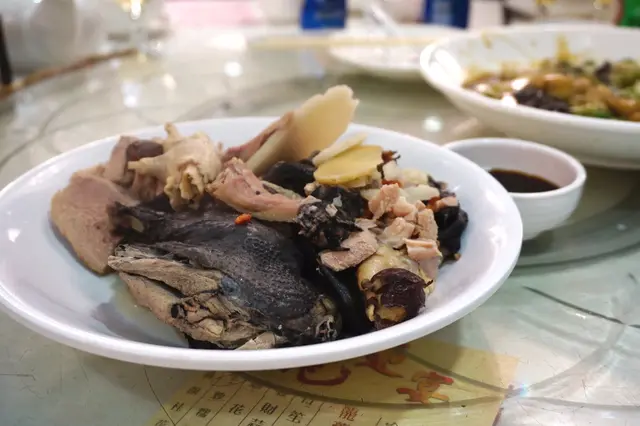 淮杞烏雞響螺燉三蛇湯