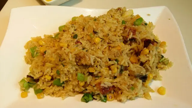 鰻魚粟米炒飯