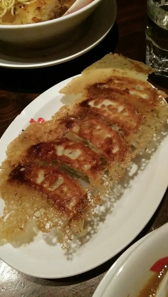 特價，配麵而加錢