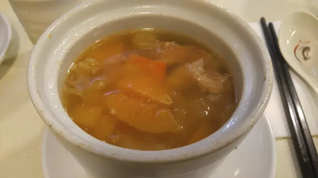 木瓜雪耳燉排骨湯