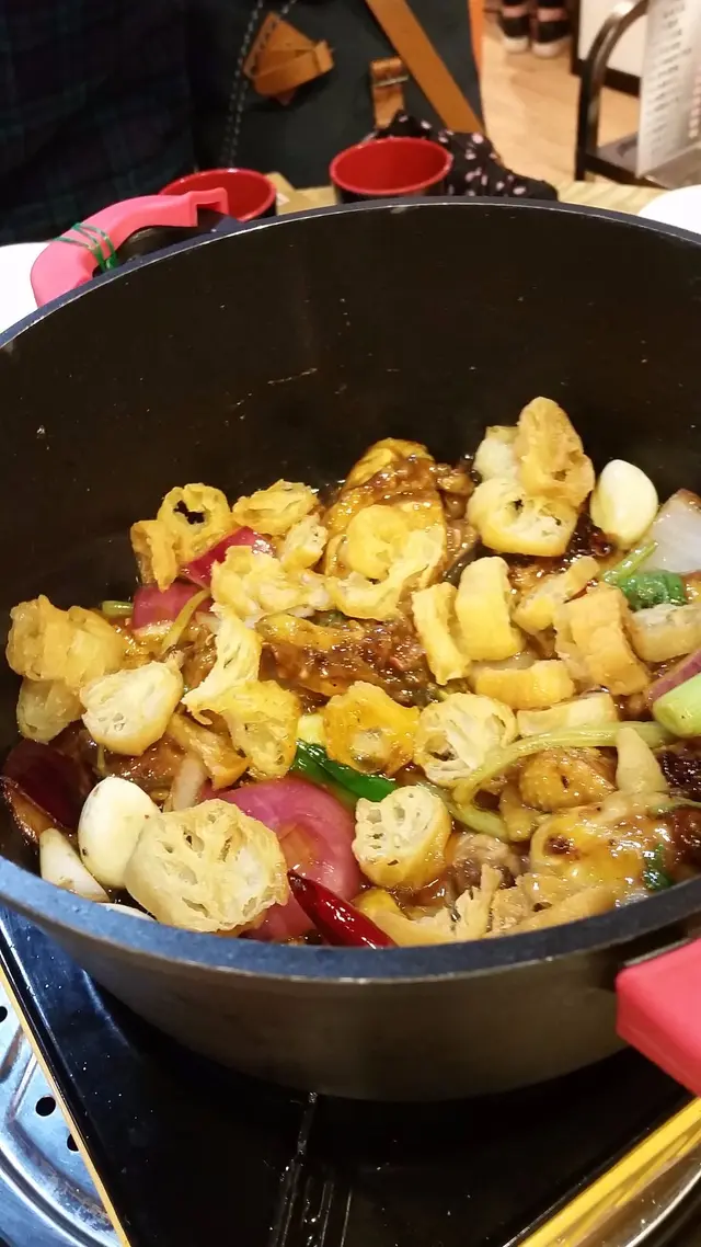 跟左個邪惡油炸鬼