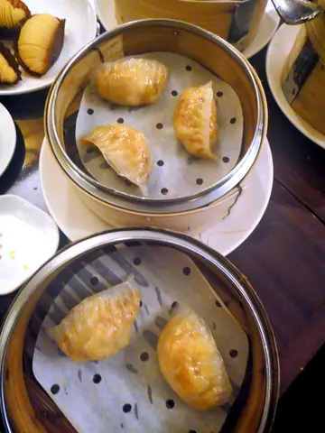 泡菜海鲜饺 (3只)