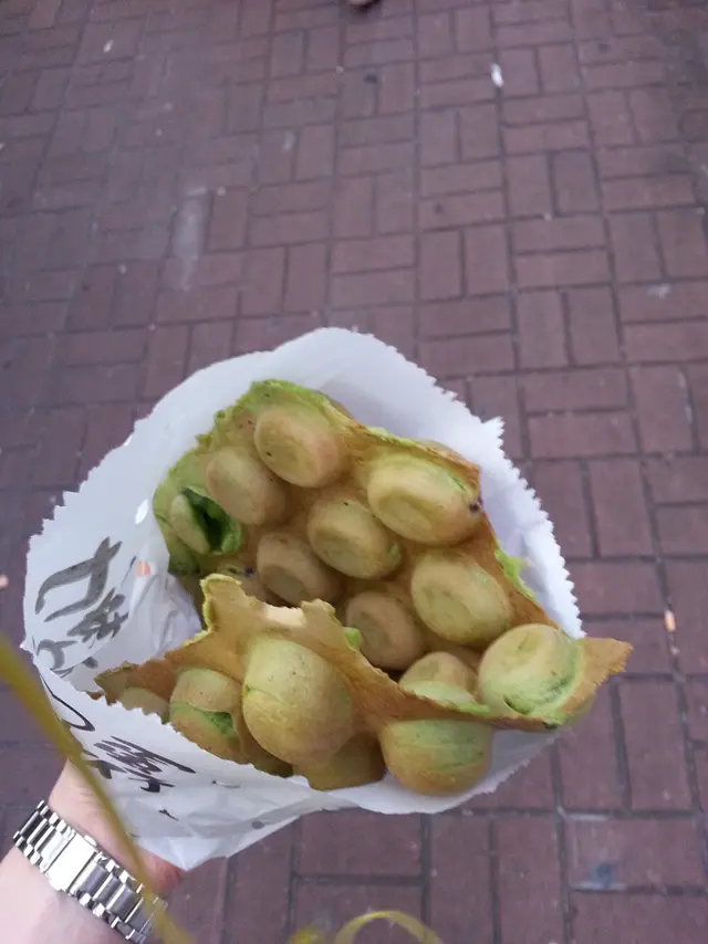 綠茶紅豆雞蛋仔