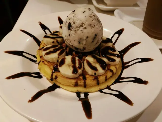 雪糕杏仁香蕉pancake