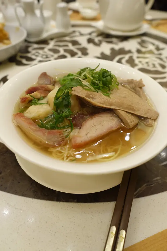 (雲吞、豬膶、叉燒)