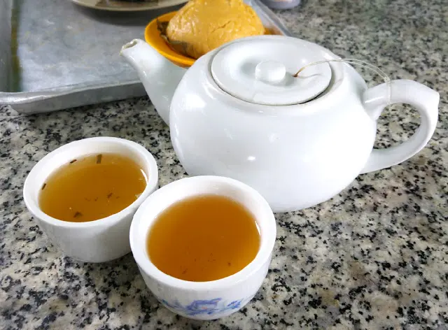 選擇了較淡香的香片, 喜歡它不會太濃厚