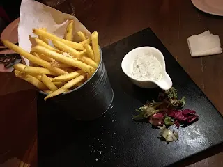 黑松露醬芝士薯條