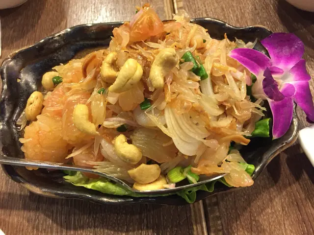 柚子清新再配合少少辣汁的大蝦，感覺很煥然一新的感覺！