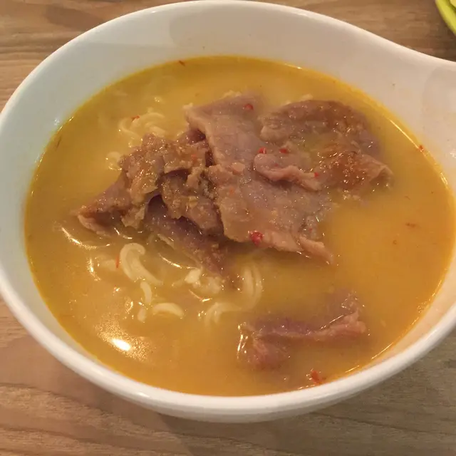 少少的偏辣沙爹的確令我的味蕾刺激了好一陣子。