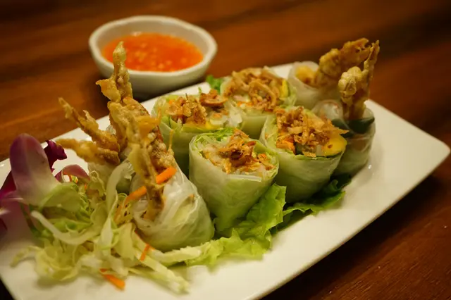 香芒軟殼蟹米紙卷