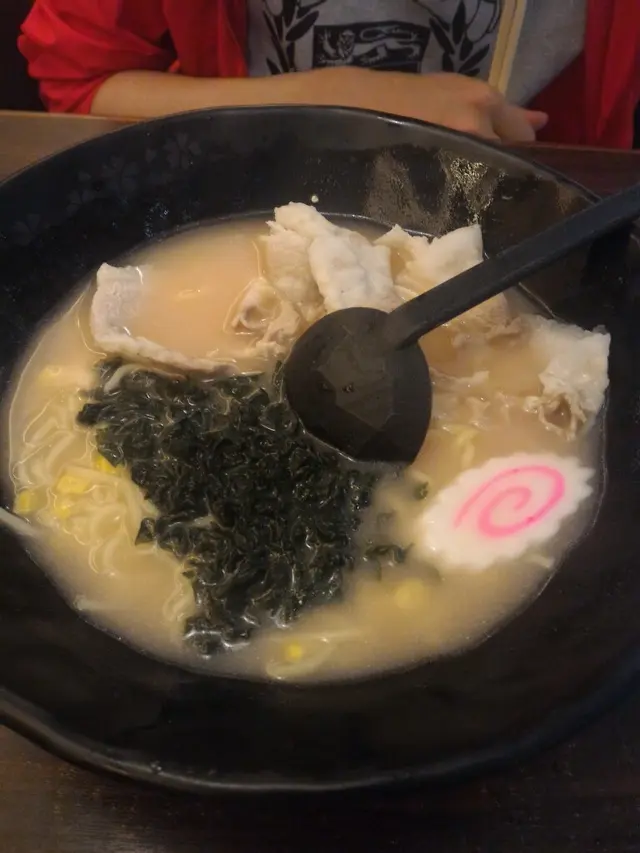 伏爆蕃茄豚肉拉麵
