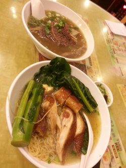 源记烧味粉面茶餐厅的相片 – 香港尖沙咀的港式烧腊茶餐厅/冰室