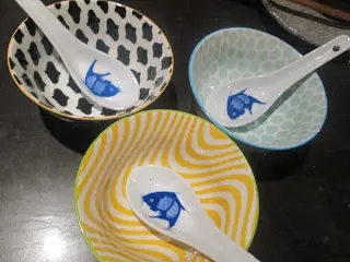 西式的碗子配中式的匙羹