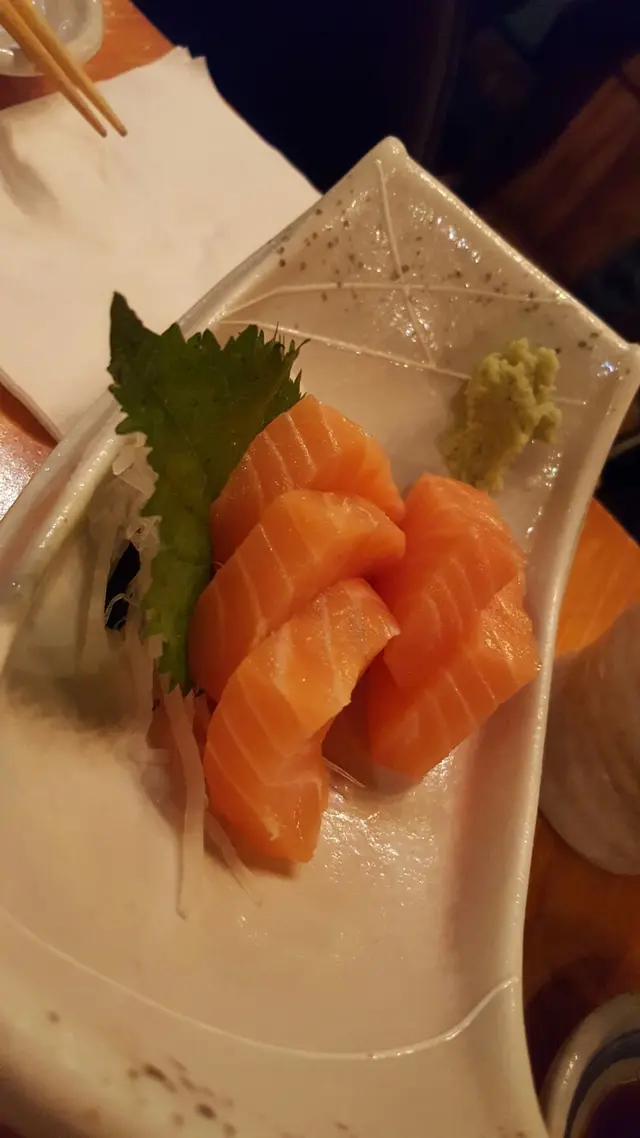 刺生也挺新鮮，size也不薄的