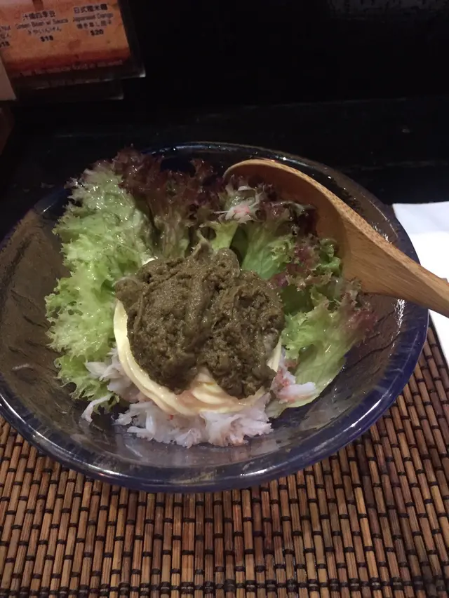 蟹膏蟹肉沙律