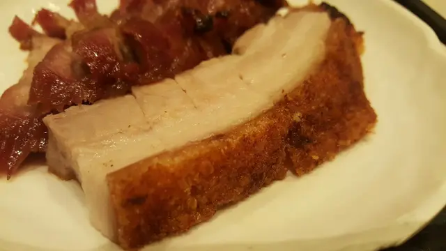燒腩仔,半cm闊(跟餐)