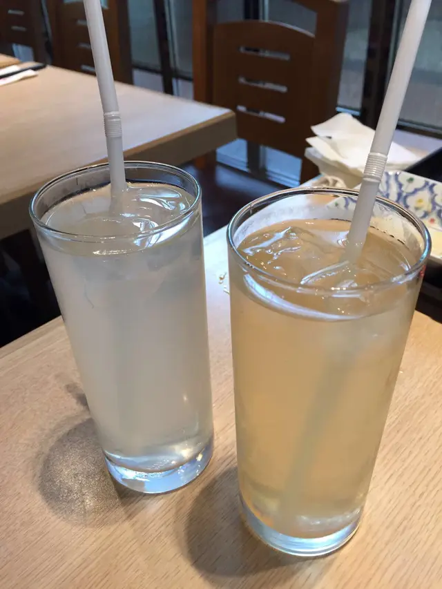 蘋果汁/水蜜桃汁