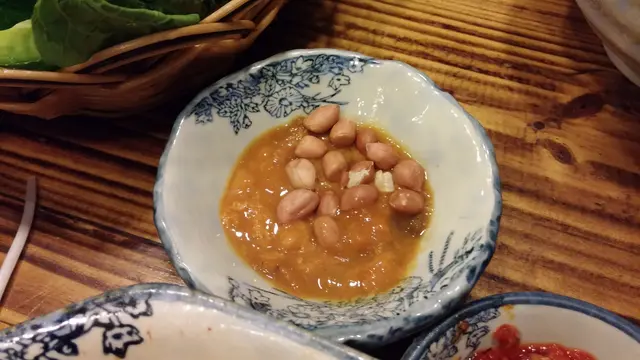 小小碟、極咸鮮,撈粥食Very Good!!!