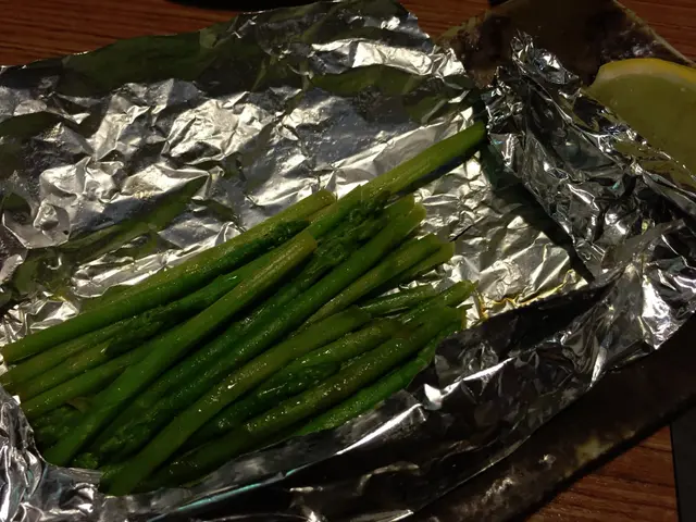 牛油焗露筍