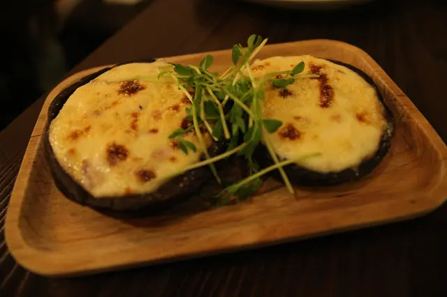 白汁烤焗大蘑菇