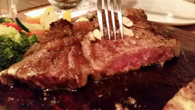 煙燻烤安格斯肉眼牛排