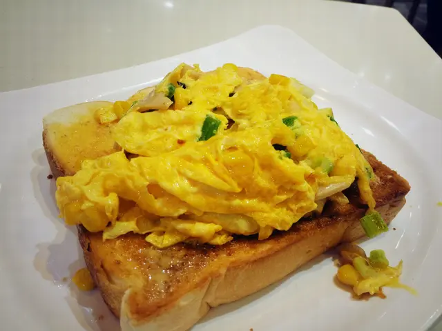 香蔥粟米蘑姑炒蛋方磚,值得一啃這塊磚