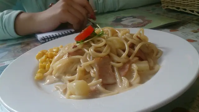 極之美味, 忌廉汁香濃,調配得宜。。 可惜份量太少,可謂是 下午茶的過口癮之作。