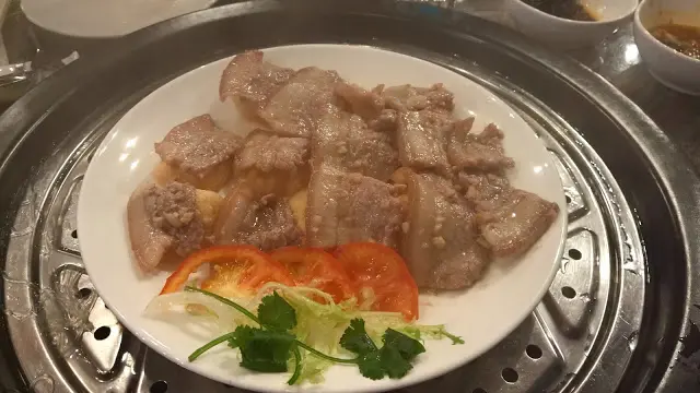 5分過後,香噴噴的蝦醬味東坡肉就面世了,跟據Waitor所講,為何豆卜要放在五花腩的下面,目的就是想用豆卜吸收五花腩的油份和肉汁